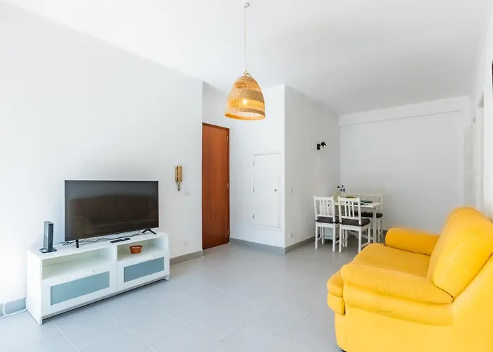 Pinhal Da By Garvetur Apartamento Quarteira